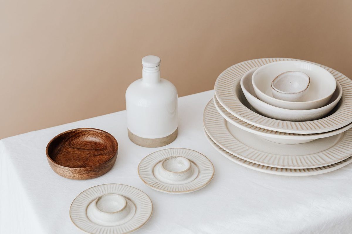Stoneware Dinner Plates